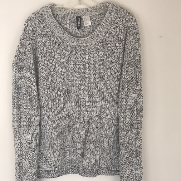 H&M Black & White Marled Crewneck Sweater - Picture 5 of 6